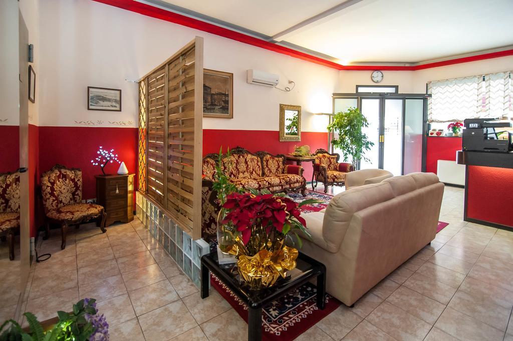 Al Piccolo Hotel Mestre Luaran gambar