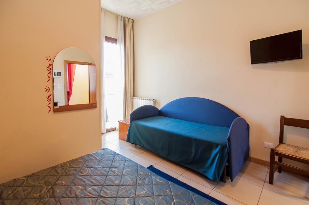 Al Piccolo Hotel Mestre Luaran gambar