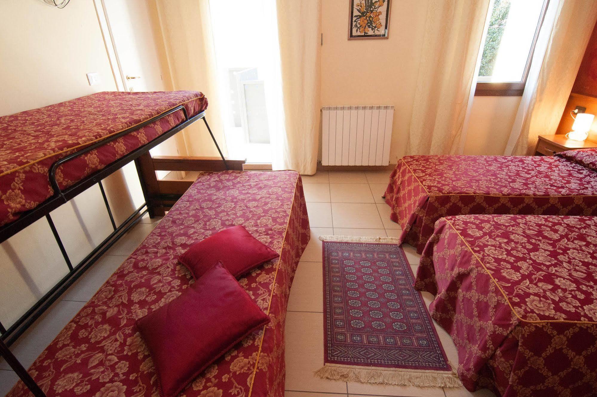Al Piccolo Hotel Mestre Luaran gambar