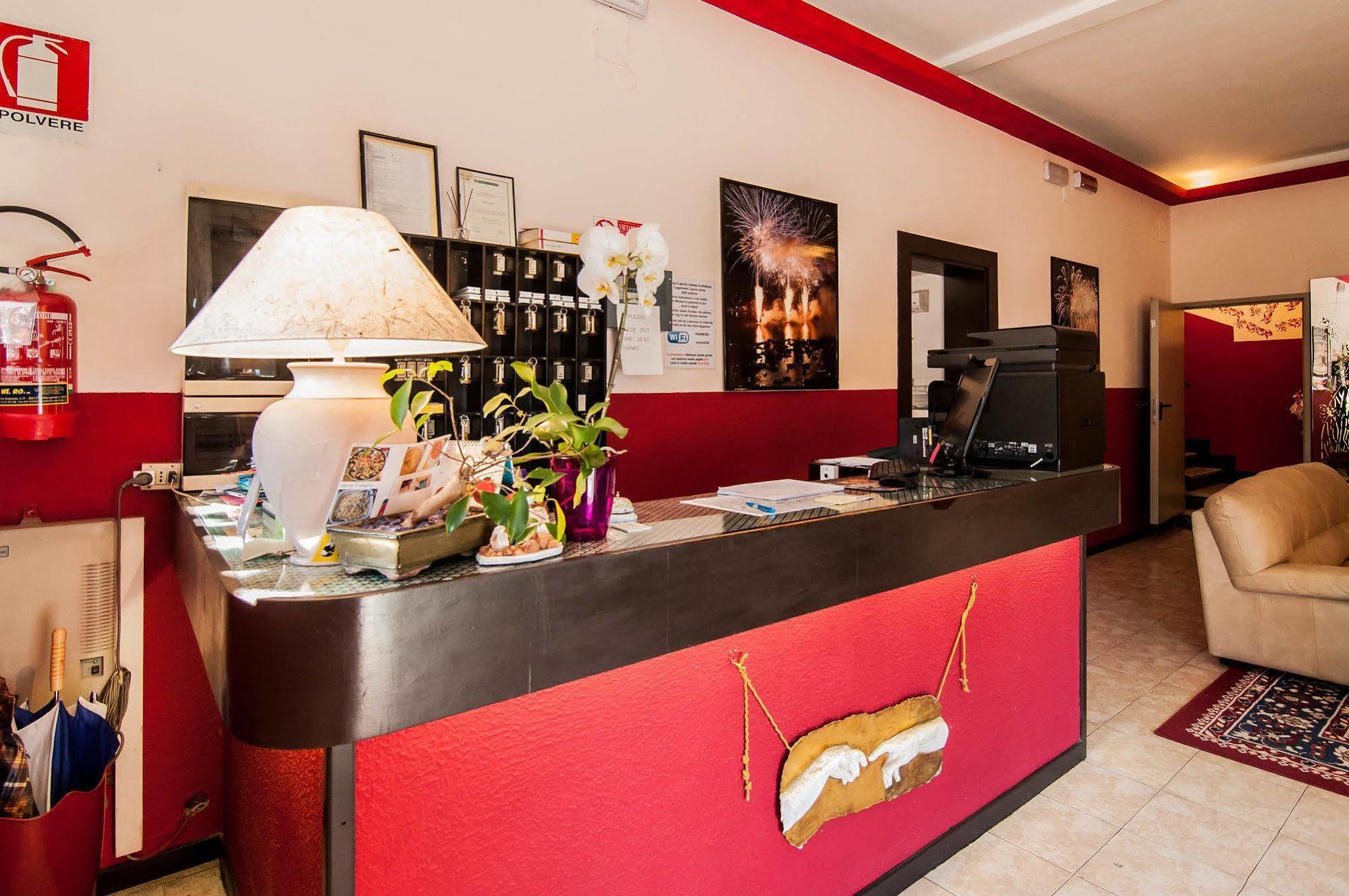 Al Piccolo Hotel Mestre Luaran gambar